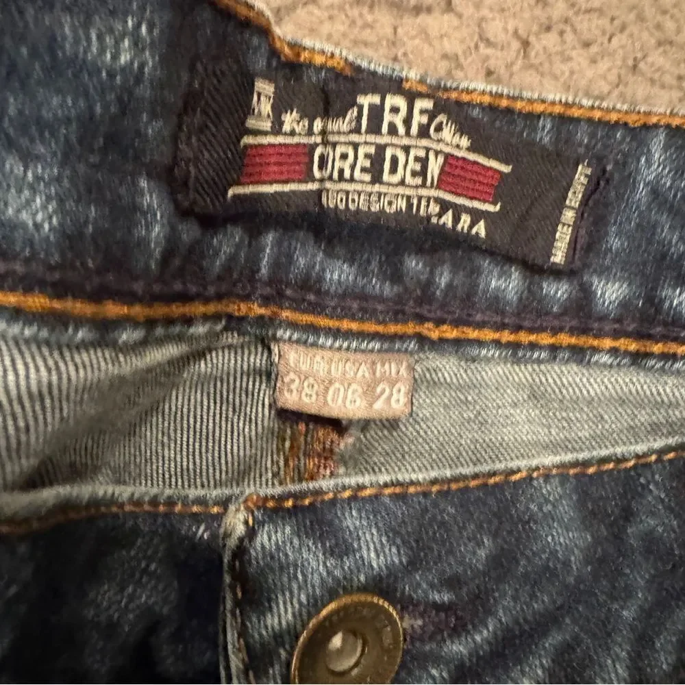 Zara Boyfriend Short Size 6 MMX THE ORIGINAL TRF Collection